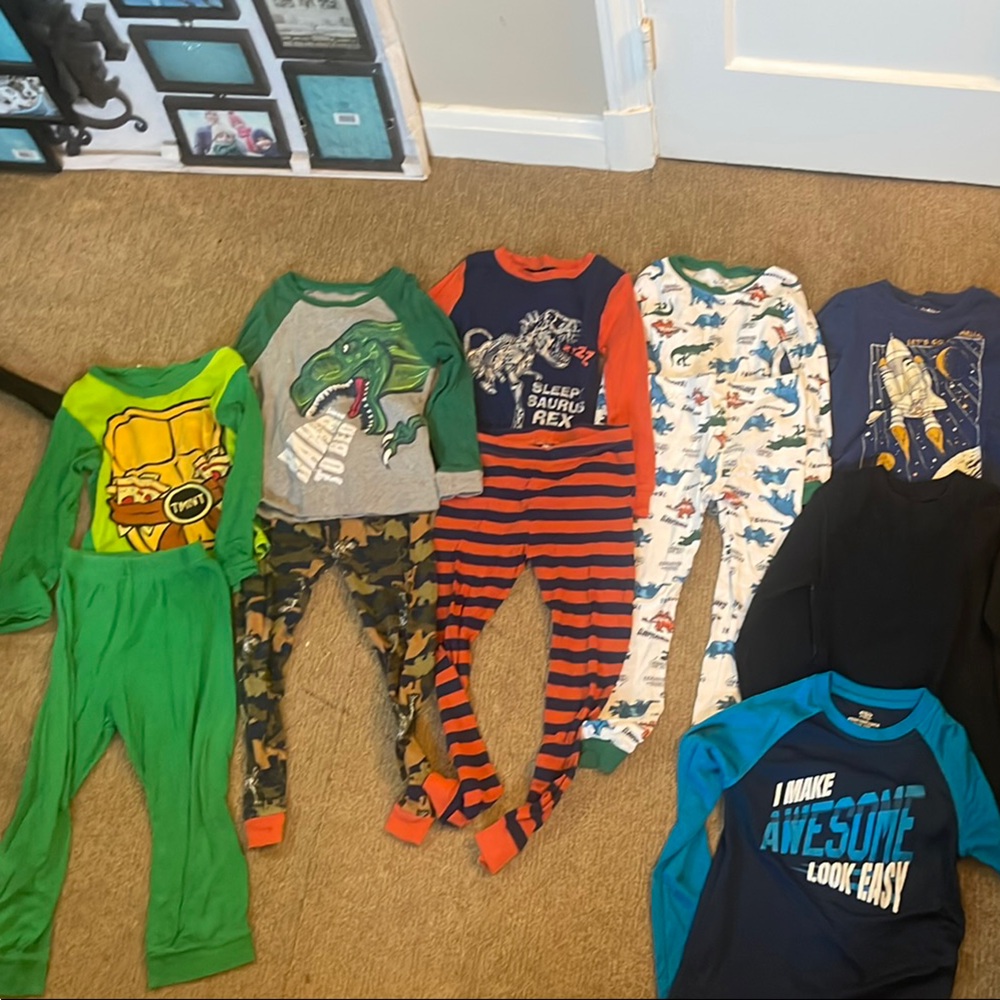 Kids Pajama Sets and 3 shirts Size 6/7
